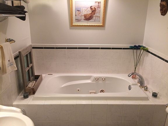 Master suite bath