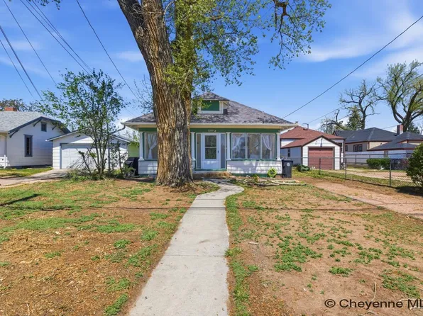 1318 Randall Ave, Cheyenne, WY 82001