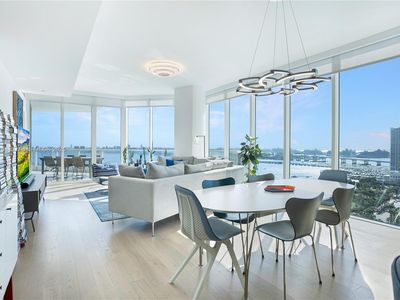 2020 N Bayshore Dr APT 2302, Miami, FL, 33137