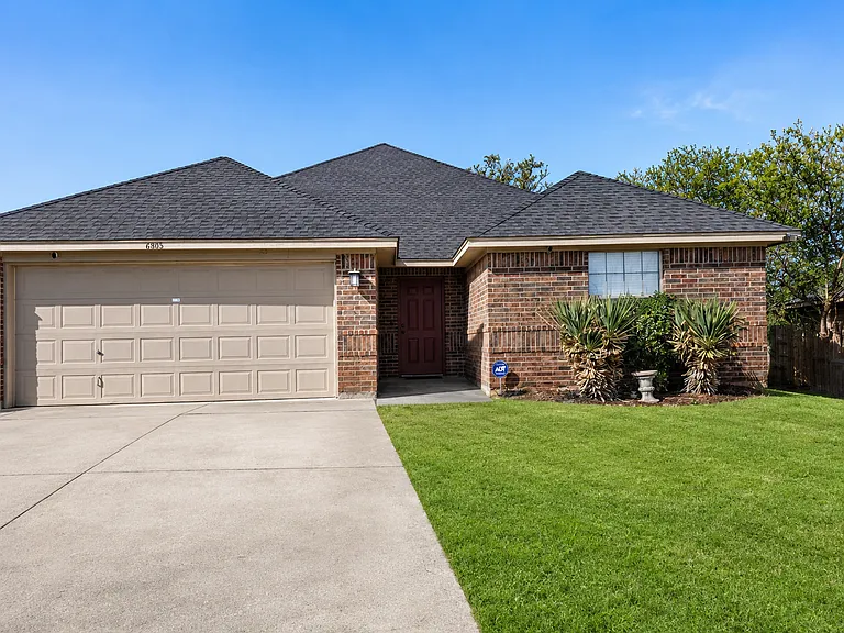 6805 Terbet Ct — Photo 1