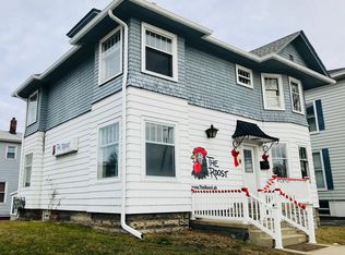 525 Court St, Port Huron, MI 48060