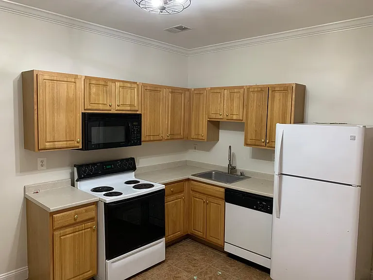 1204 V St NW #A — Photo 3