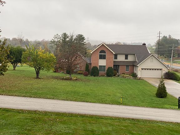 3rd image of 40 Dogwood Trl