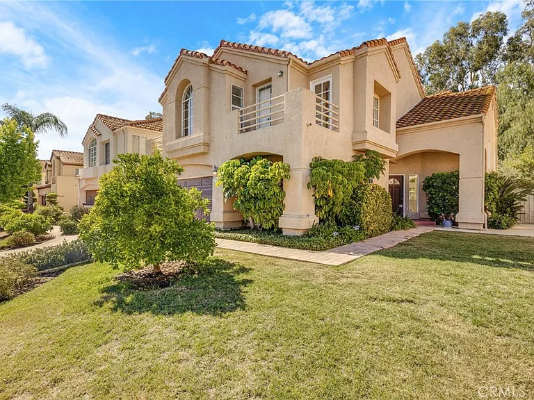 23234 Valerio St — Photo 2