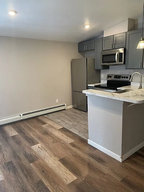 1679 Joliet Street - E — Photo 4