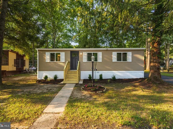 5 Ashwood Dr, Elmer, NJ 08318