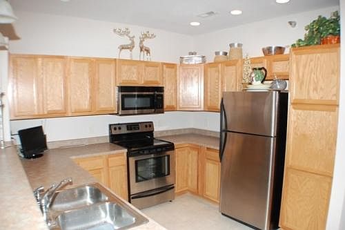 3rd image of 1329 SE University Ave Unit 207