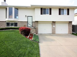 1536 Hilltop Rd, Lincoln, NE 68521