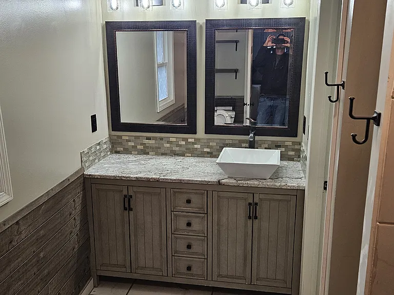 107 N Chestnut St — Photo 10