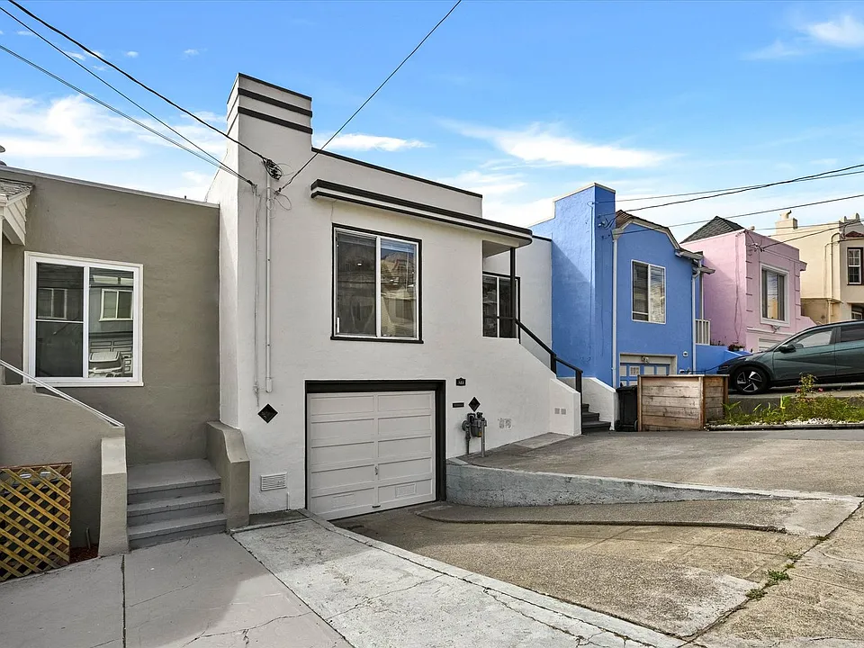 123 Byxbee St
