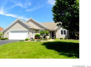 86 Albury Dr, Rochester, NY 14626