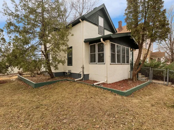 2111 E 33rd St, Minneapolis, MN 55407