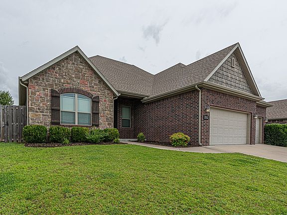 2nd image of 2912 W Featherock Way