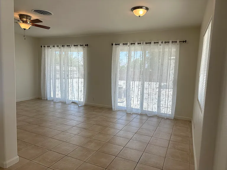 44900 Rubidoux St — Photo 2