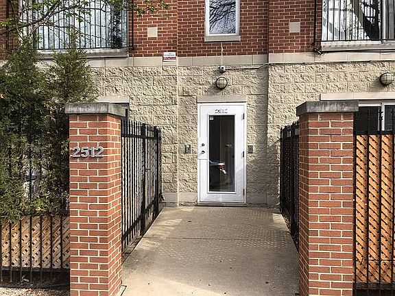 2nd image of 2512 W Bloomingdale Ave APT D