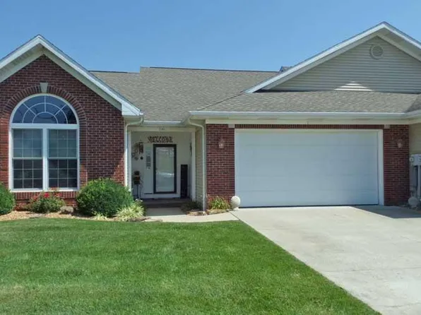 1141 N Fox Ridge Links Dr, Vincennes, IN 47591