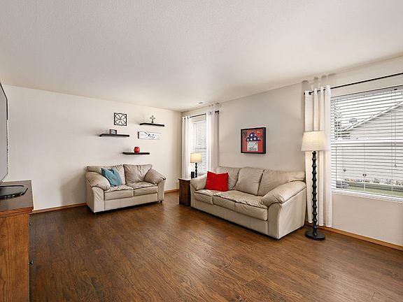 5th image of 18213 E Mansfield Ave