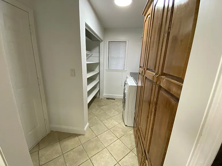 1329 E Snider St — Photo 16
