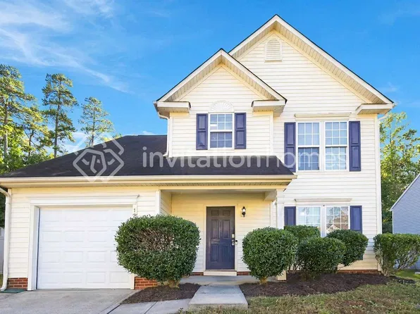 1228 Brook Farm Ln, Charlotte, NC 28214