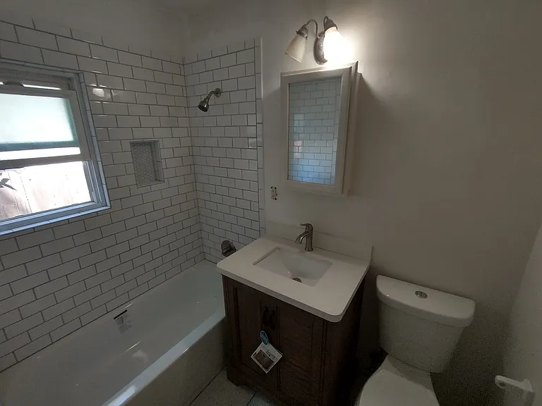 725 W Valerio St — Photo 7
