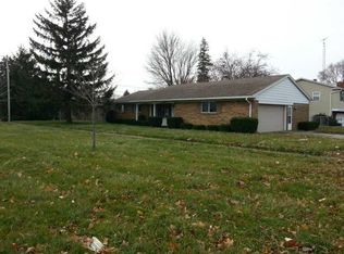 286 S Coy Rd, Oregon, OH 43616
