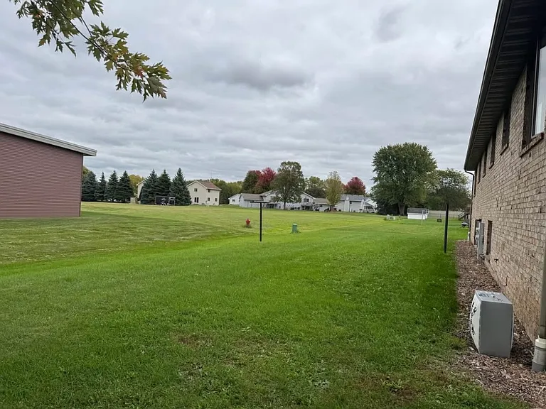 W5680 Macky Dr — Photo 17