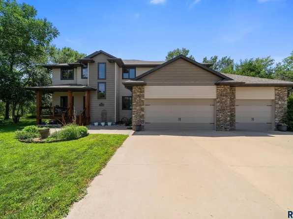 26945 456th Ave, Parker, SD 57053