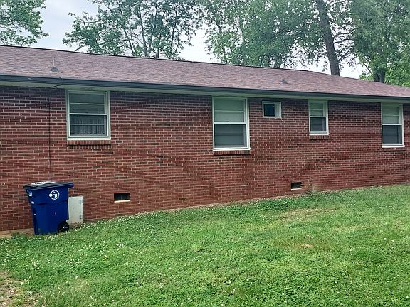 3rd image of 213 Depot St