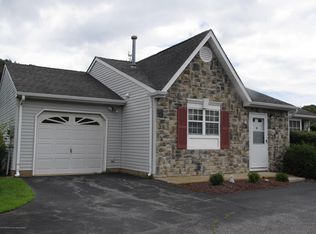 7 Ivy Ridge Close #1000, Freehold, NJ 07728