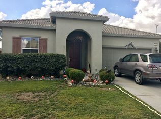 1055 N Acacia Ave, Ripon, CA 95366