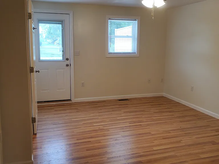 130 Cindie Ln — Photo 18