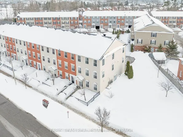 91 Coughlin Rd Unit 1, Barrie, ON L4N 0L6