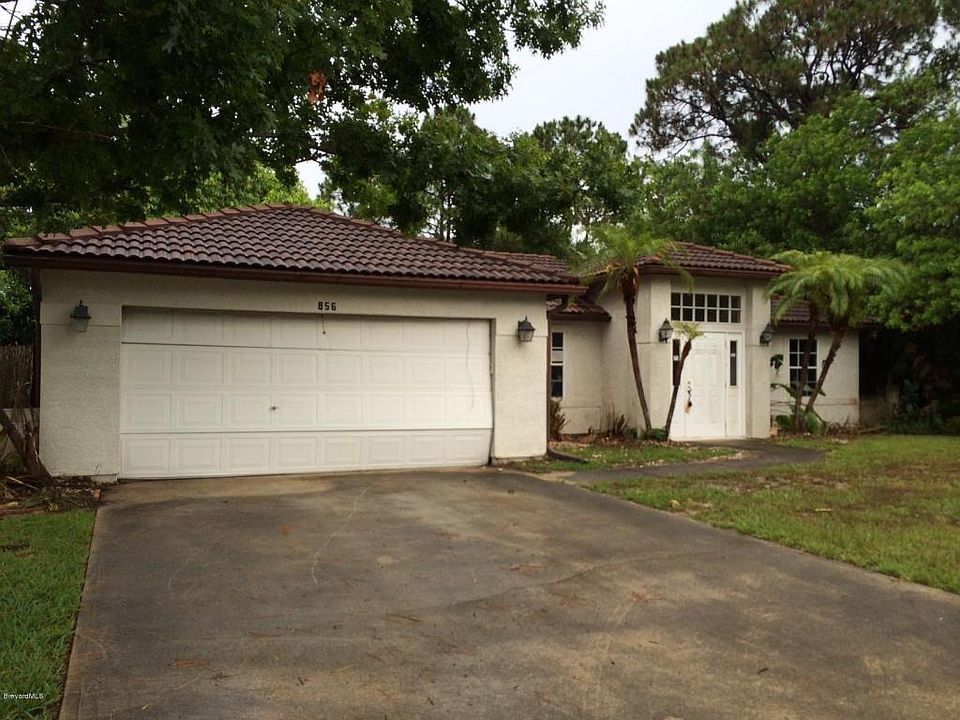 1st image of 856 Seven Gables Cir SE