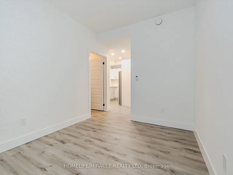 1101 Lackner Pl #T05 — Photo 26