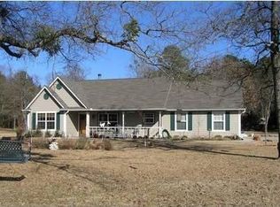 3121 County Road 3550, Holly Lake Ranch, TX 75765