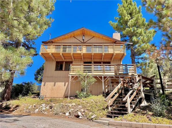 1073 Whispering Forest Dr, Big Bear City, CA 92314