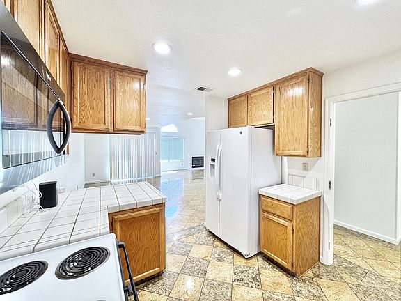5th image of 4378 Conejo Dr
