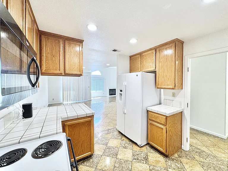 4378 Conejo Dr — Photo 5
