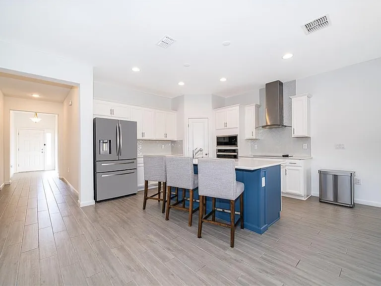 2366 White Cedar Way — Photo 5