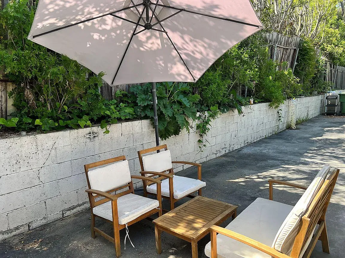 1 bed, 500 sqft, $2,100 — Photo 2