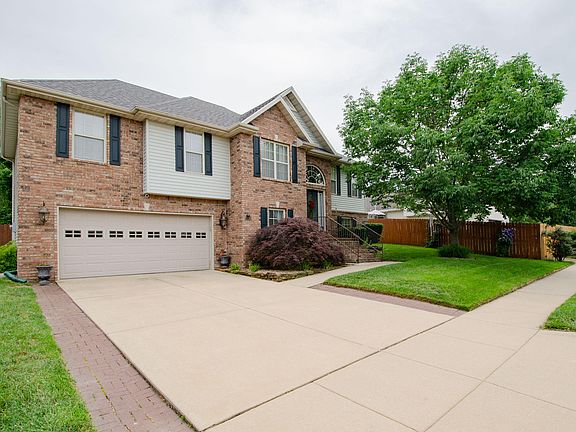 2nd image of 2136 E Foxborough Dr