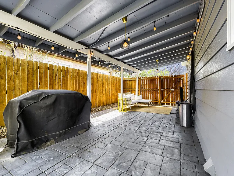 2216 Lima St — Photo 17