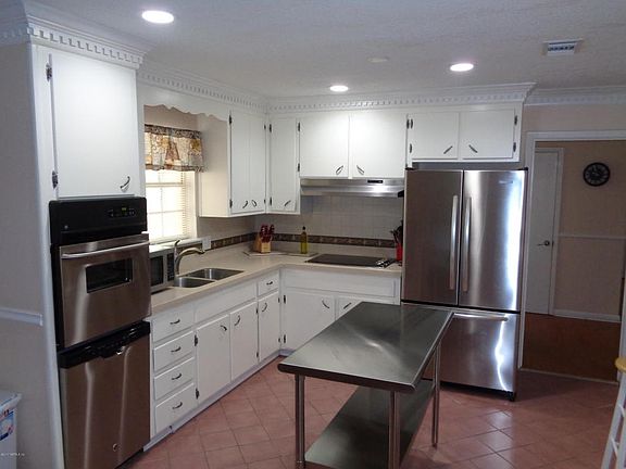 5th image of 3342 Lenczyk Dr W