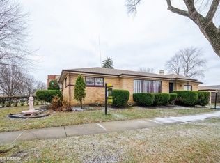 3807 Keeney St, Skokie, IL 60076