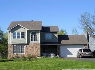 940 Saddlebrook Pass, Chanhassen, MN 55317