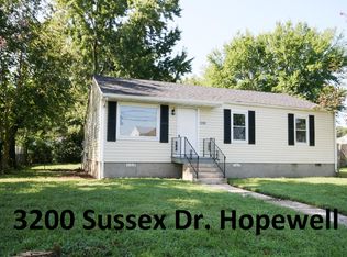 3200 Sussex Dr, Hopewell, VA 23860