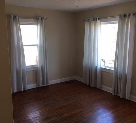2nd image of 2924 Cannons Ln