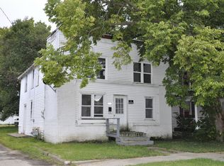 825 W Washington St, Ottawa, IL 61350