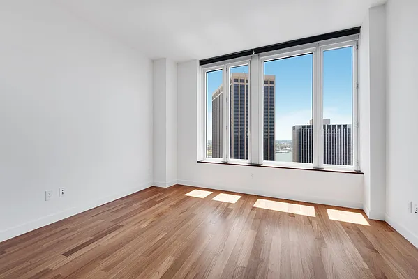 Rented by Compass | media 31