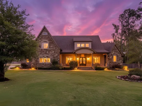 100 Alexis Dr, Longview, TX 75605